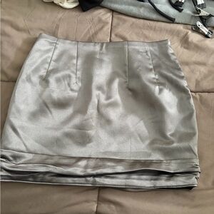 Elegant Silver Women's Skirt